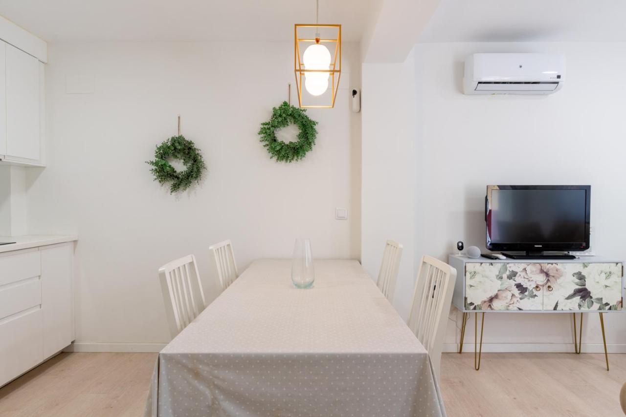 Whitey Aparment In Triana Apartment Seville Exterior photo