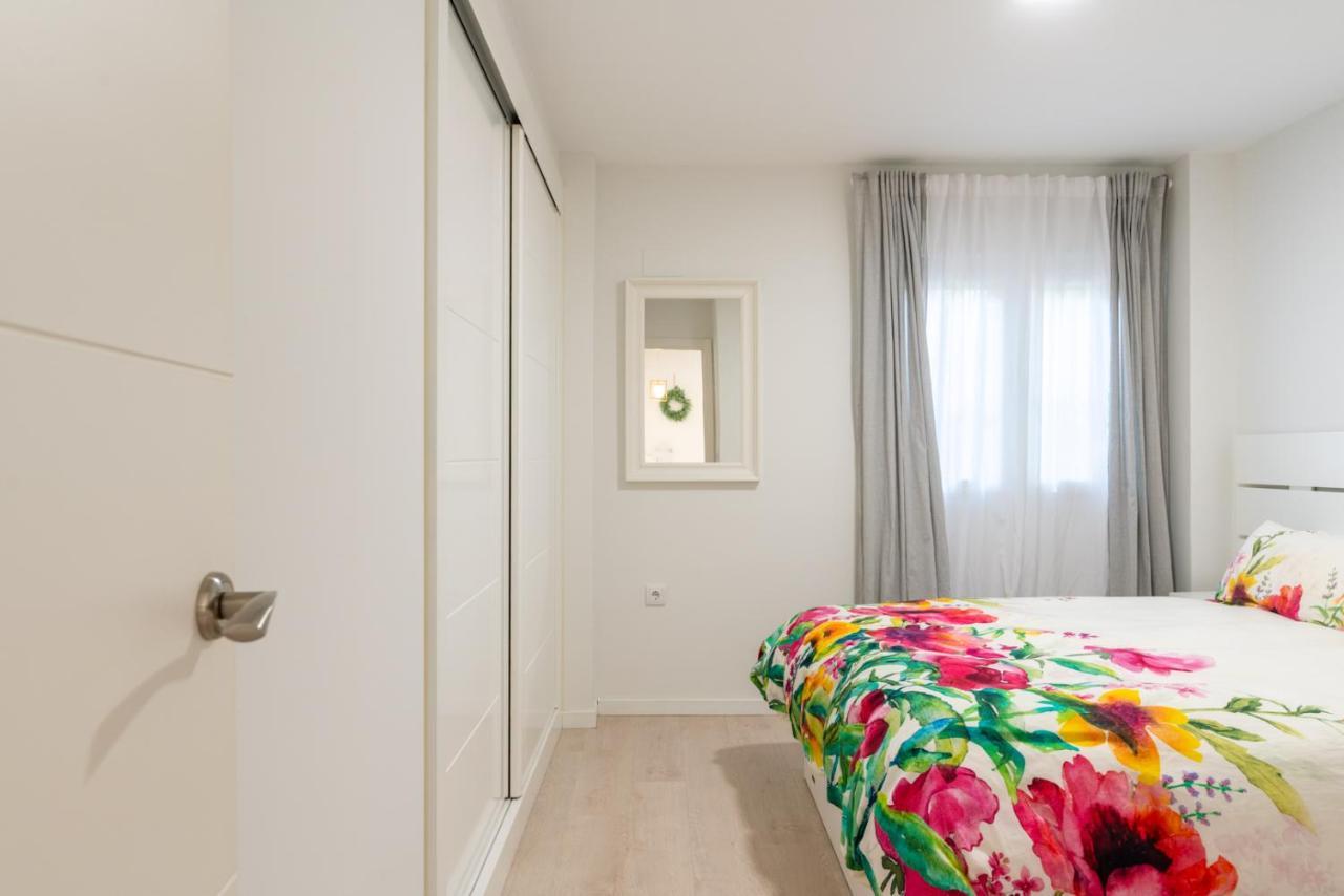 Whitey Aparment In Triana Apartment Seville Exterior photo